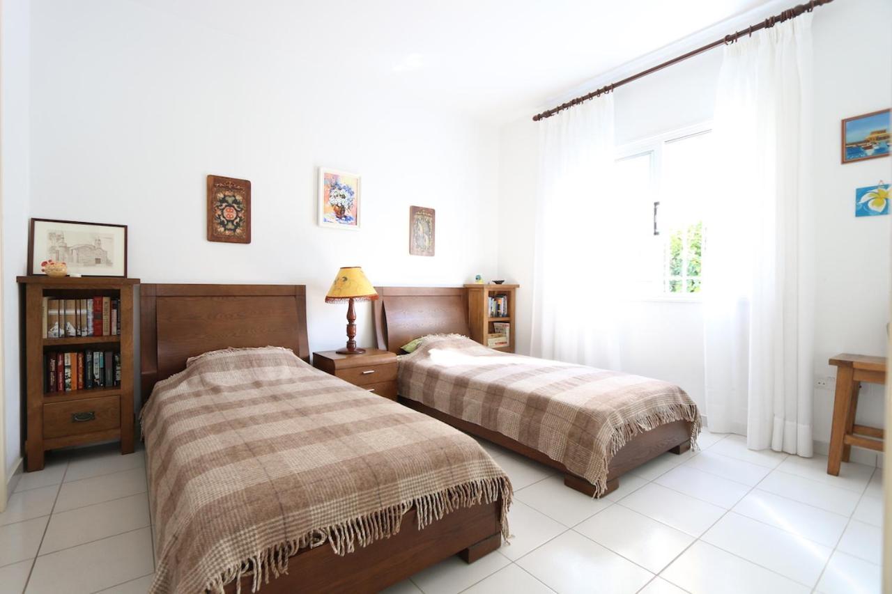 Victor Apartment Paphos Exterior photo